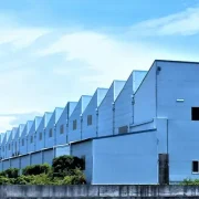 ノコギリ屋根の工場