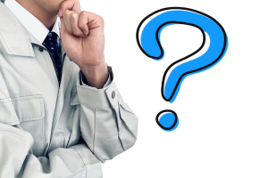 ハテナを浮かべる作業員