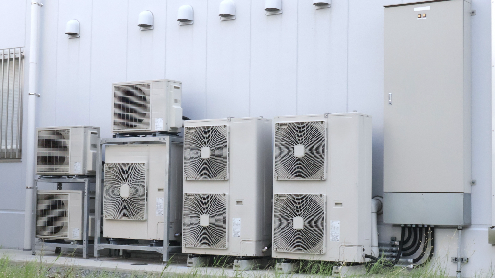 室外機に遮熱塗装は効果があるのか？